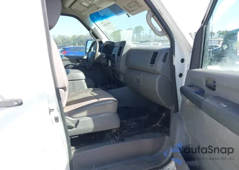 2015 Nissan Nv Cargo Nv2500 Hd Sv V6 из США, поврежденный, VIN 1N6BF0LX7FN802540